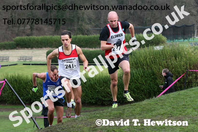 Senior mens Durham Cathedral Relays. Photo: David T. Hewitson/Sports for All Sports